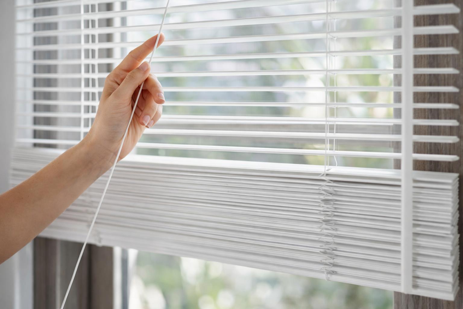 Store intérieur rénovation Olivet